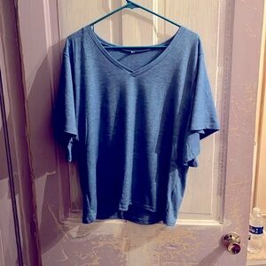 Flamingo poofy sleeves.  Super light.